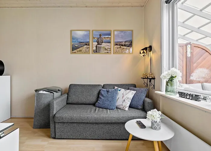 Stunning In With Sauna Apartman Neksø